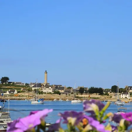 Kermartin - Maison De Famille Avec Vue Sur La Baie De Morlaix Ferienhaus Plouézocʼh